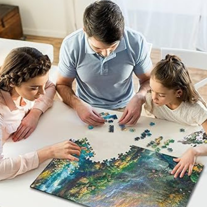 How to Create Meaningful, Screen-Free Moments This Holiday Season?
