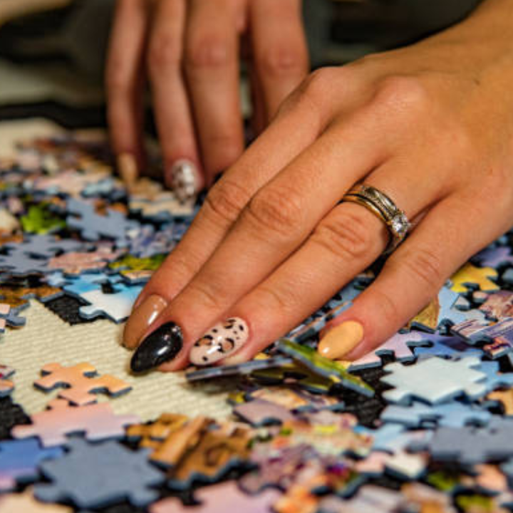 How to Turn Your Vacation Photos into Collage Jigsaw Puzzles