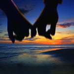 Load image into Gallery viewer, Lovers Holding Hands | Jigsaw Puzzle Canada
